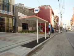 写真:国際通り線及び真地久茂地線道路付属物設置工事